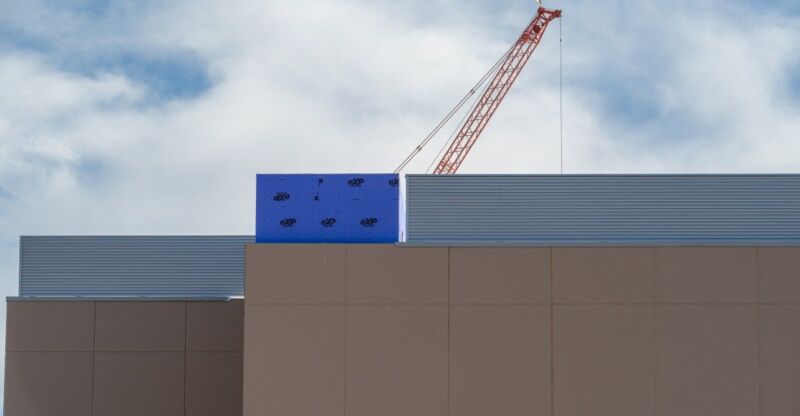 Image for the Tweet beginning: AI’s water and electricity use